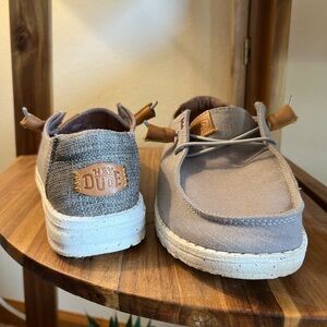 Brand New Women’s Hey Dudes leather detailing size 6